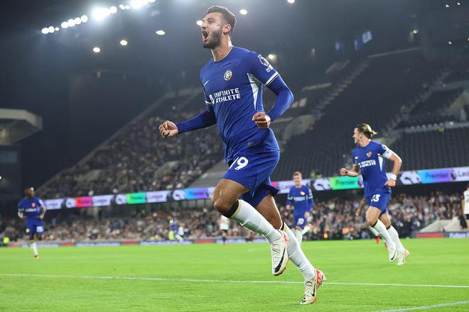 随国安已获三冠，张稀哲：拿第四冠时退役；3月份就开始练捧杯