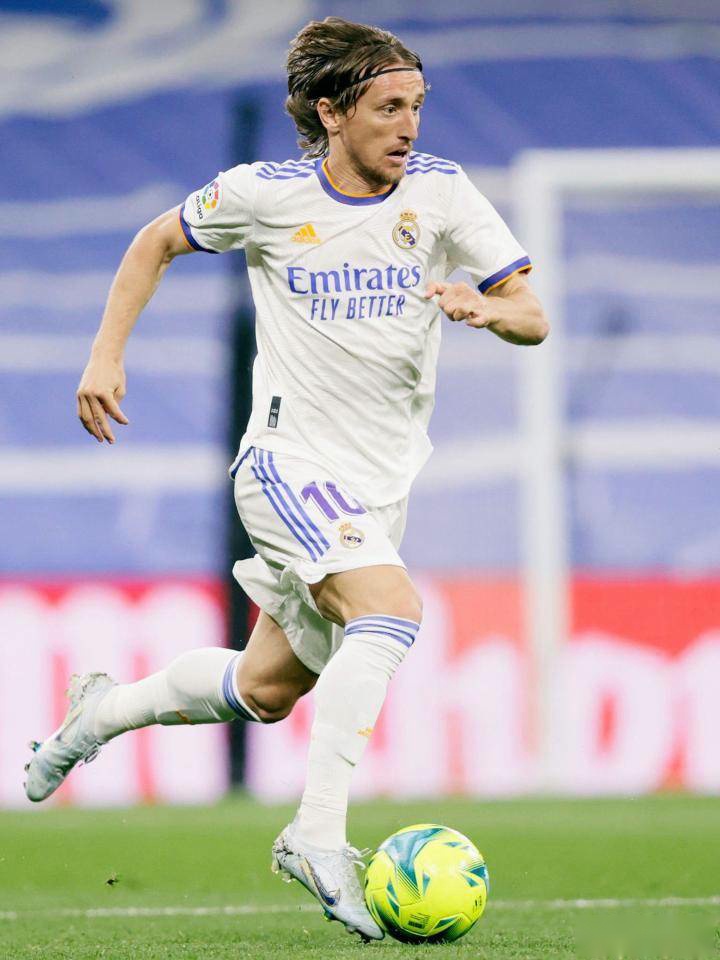 布朗50分3板5助 NBA快船115-146绿军 莱昂纳德22分3板3助