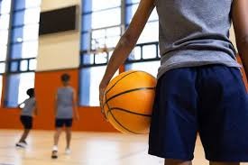 2006 强力捕手：乔·莫厄以 .347 打击率成为美联历史上首位捕手打击王