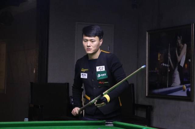 赛场上初露 赛场上初露