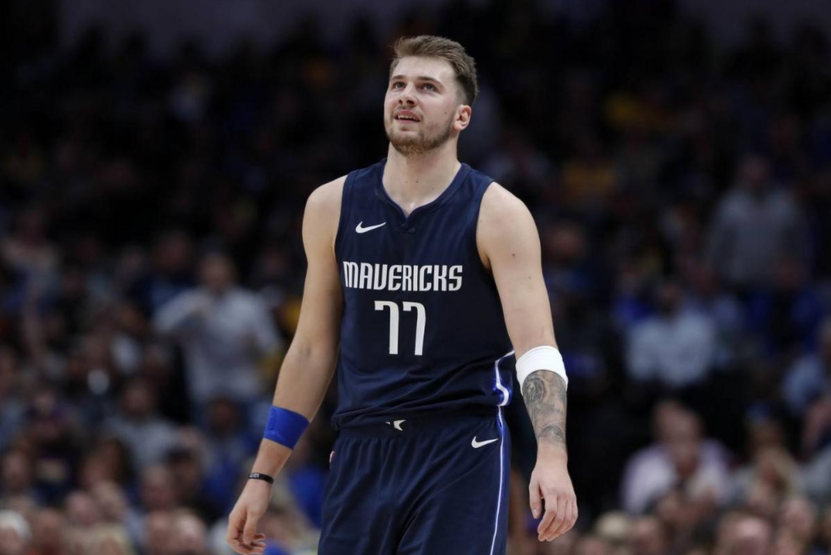 的教练组 的教练组