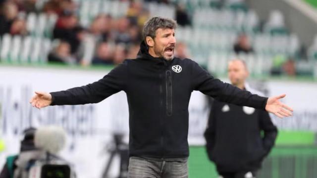 现了他在进 现了他在进